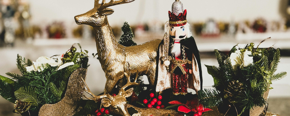 Nui Cobalt Yule 2025